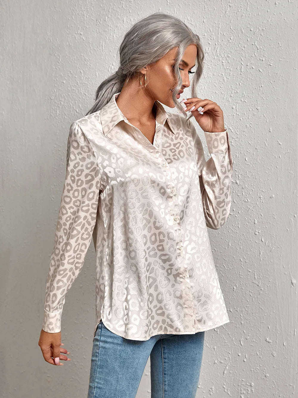 Open Button Leopard Jacquard Temperament Commuter Long Sleeve Blouse