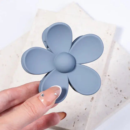 Flower Shaped Hair Clips - Kia Day Design