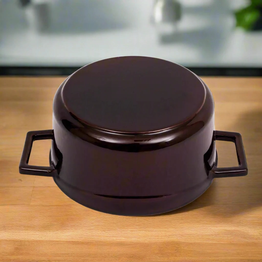 LAVA Premium Round Cast Iron Dutch Oven  7.87 in / 20 cm