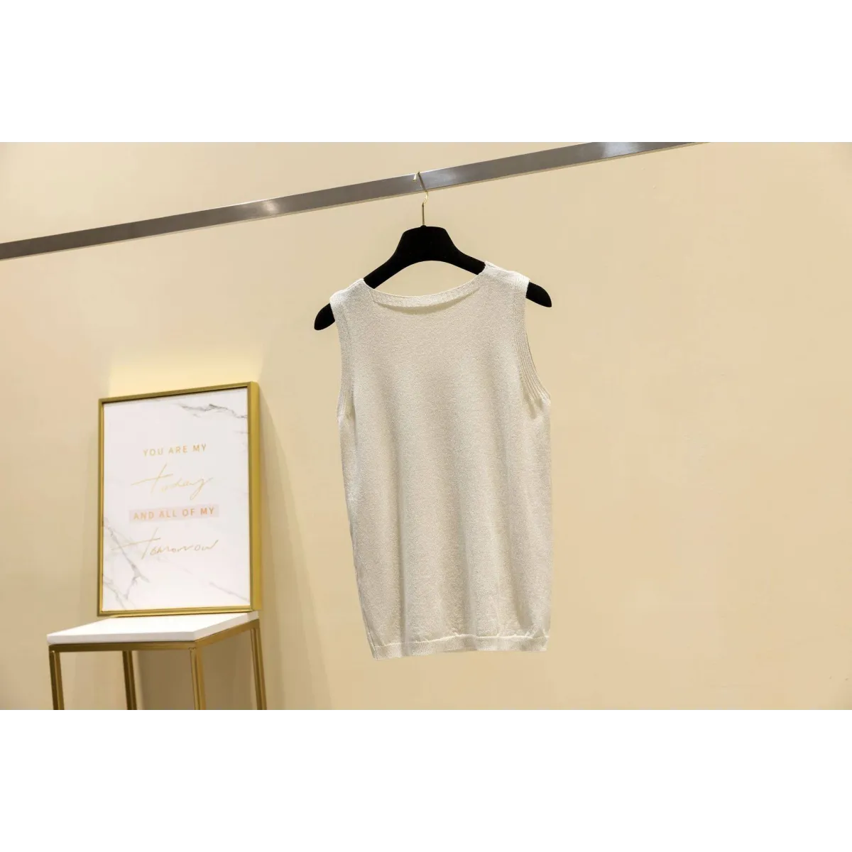Glitter Print Tank Top - -