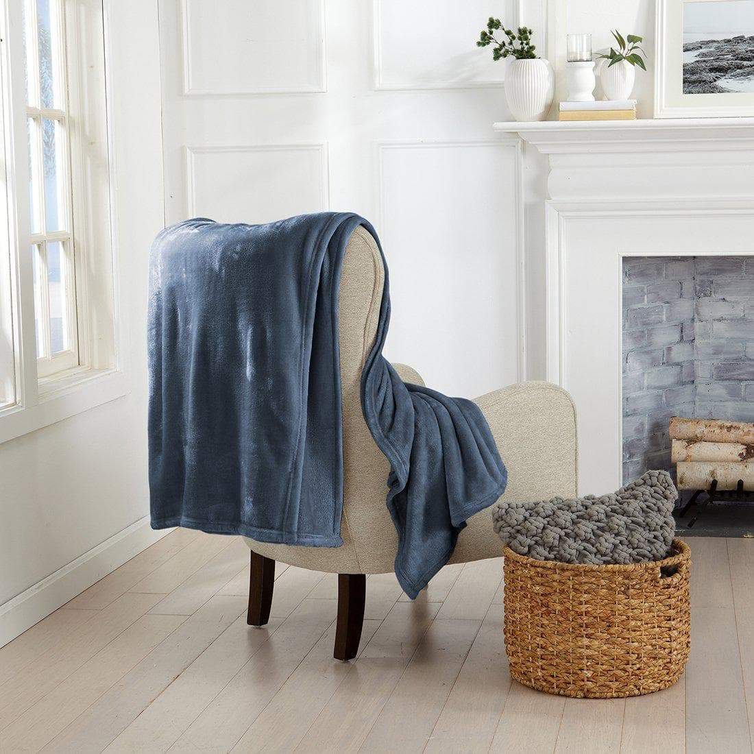 Velvet Plush Blanket - Avianna Collection - - Blankets