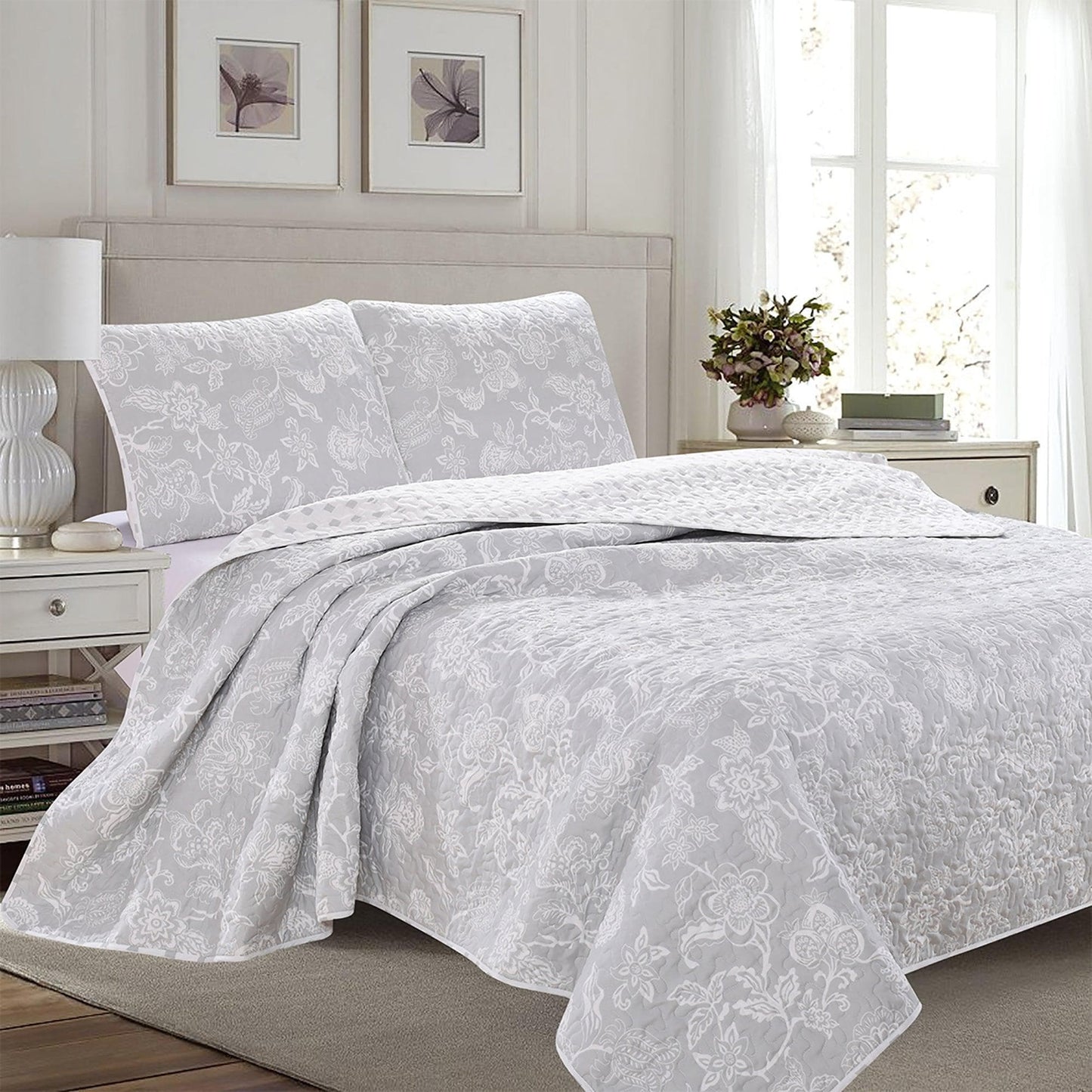 Floral Quilt - Emma Collection - - Quilts