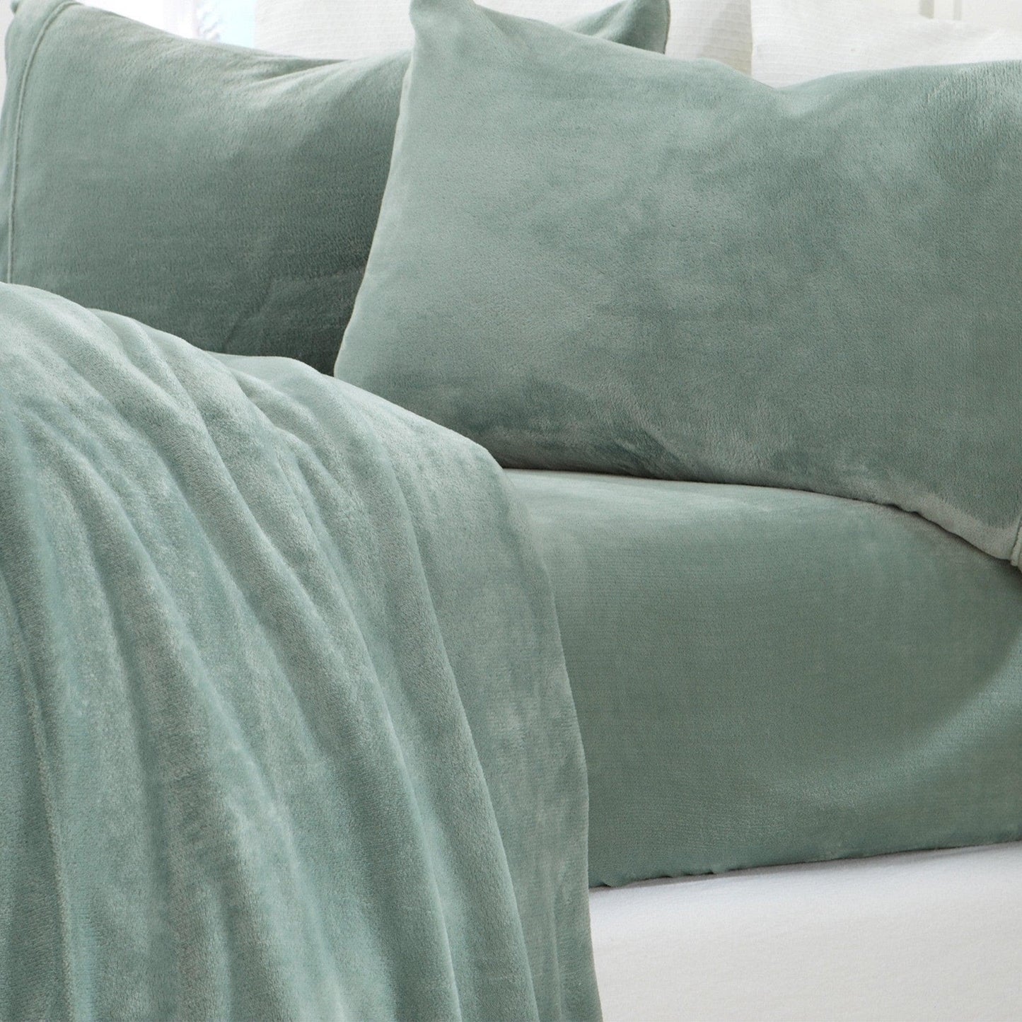 Solid Plush Sheet - Velvet Luxe Collection - - Sheets