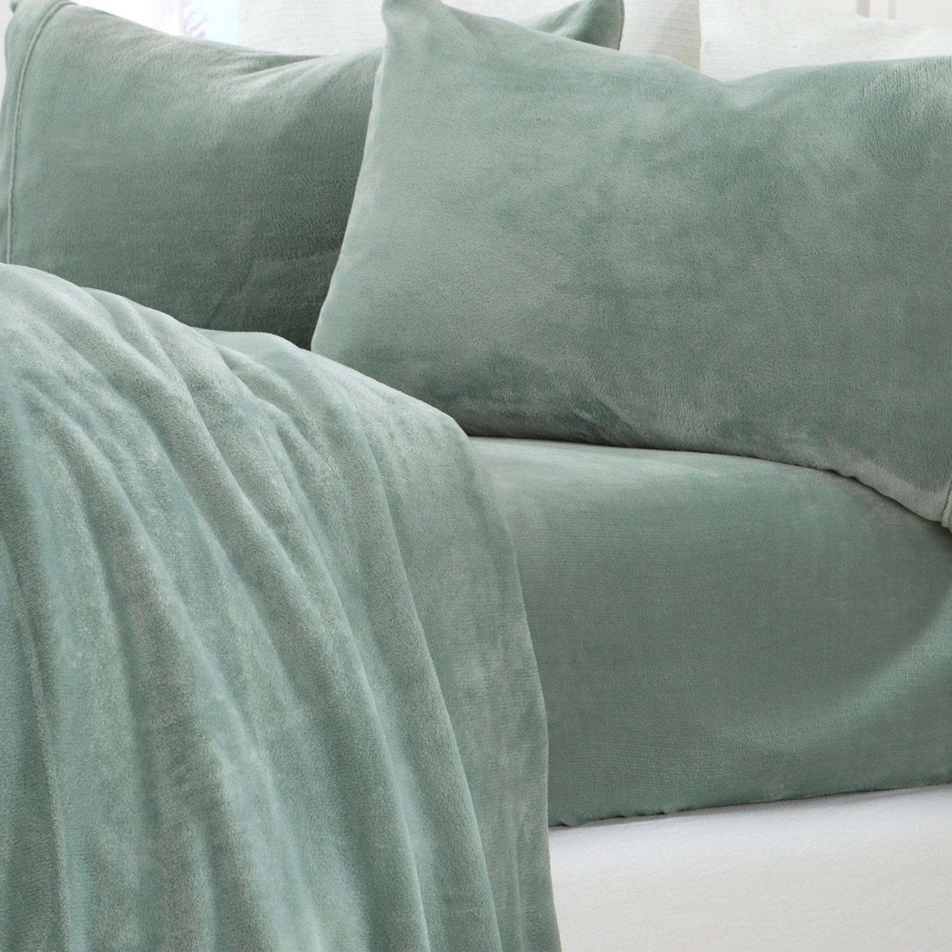Solid Plush Sheet - Velvet Luxe Collection - - Sheets