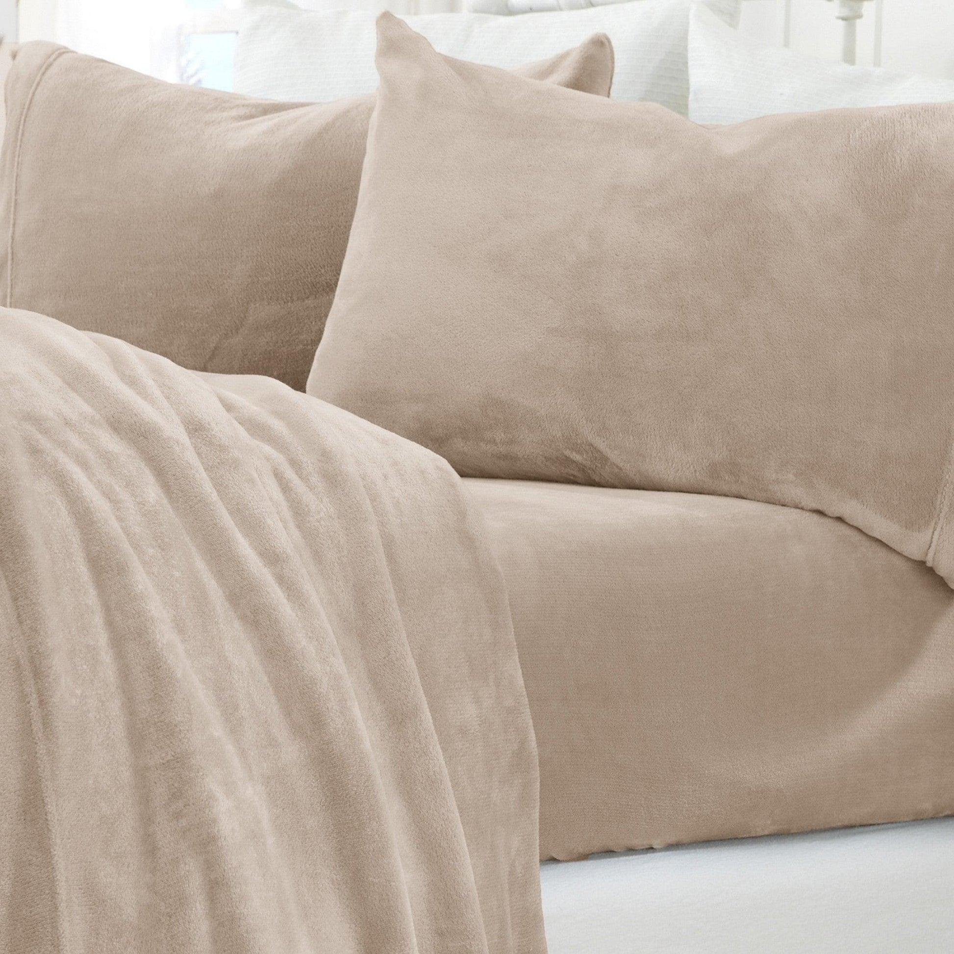Solid Plush Sheet - Velvet Luxe Collection - - Sheets