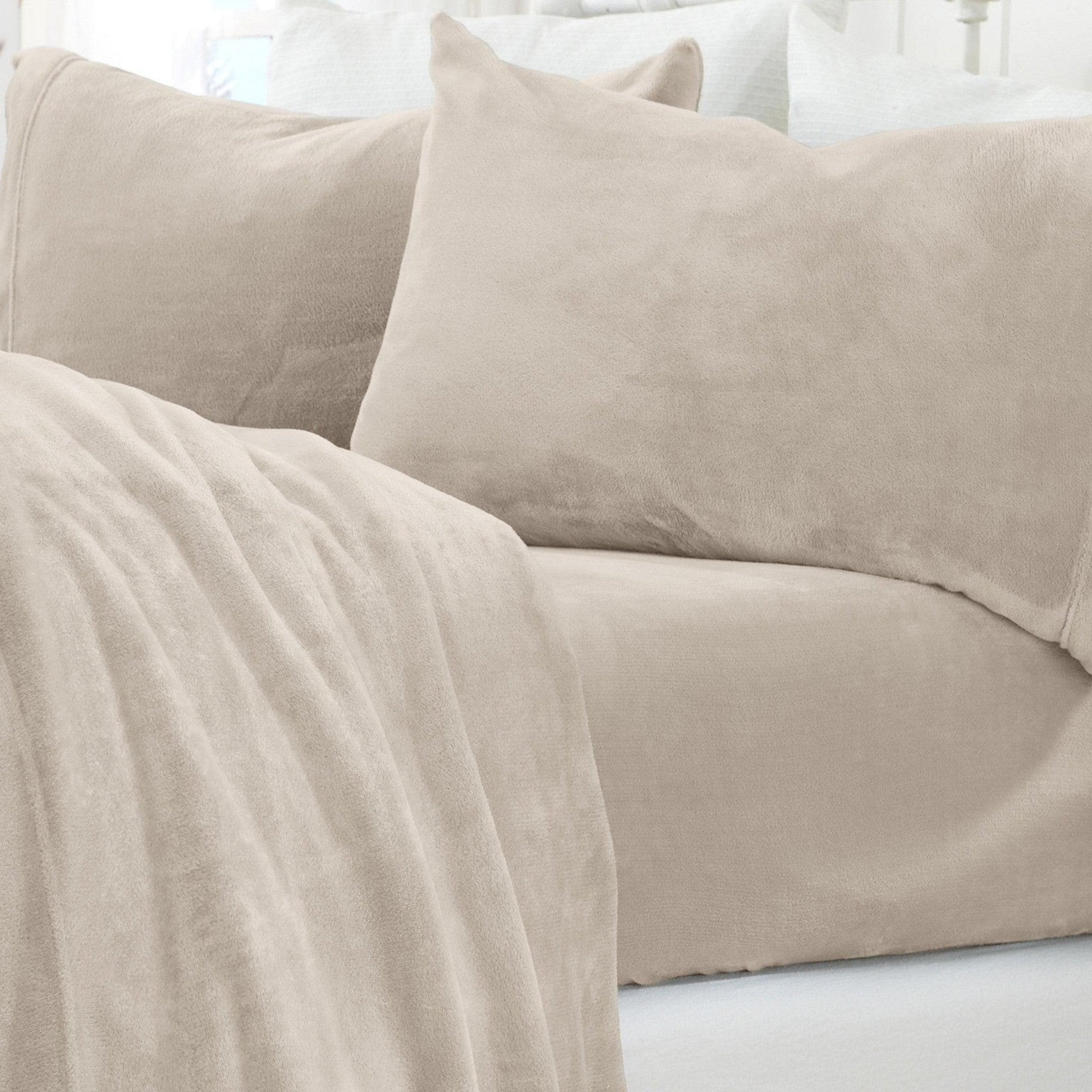 Solid Plush Sheet - Velvet Luxe Collection - - Sheets