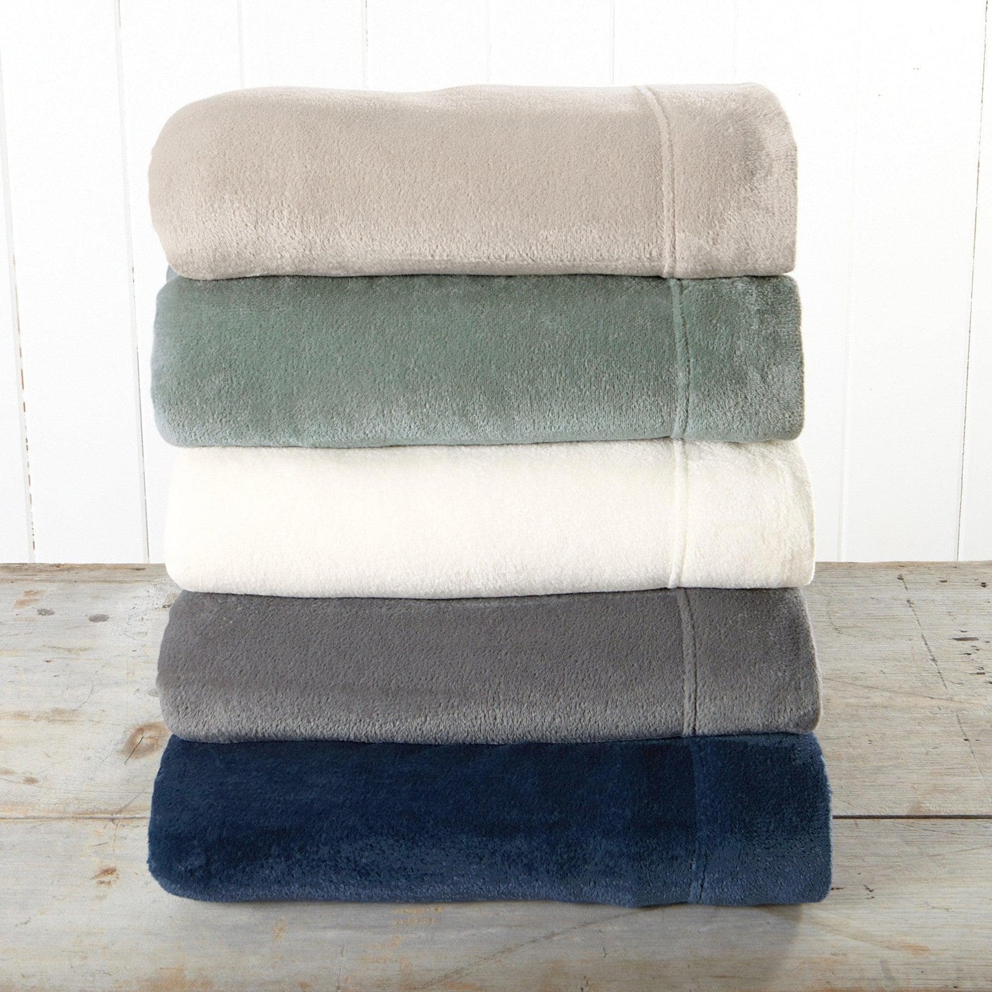 Solid Plush Sheet - Velvet Luxe Collection - - Sheets