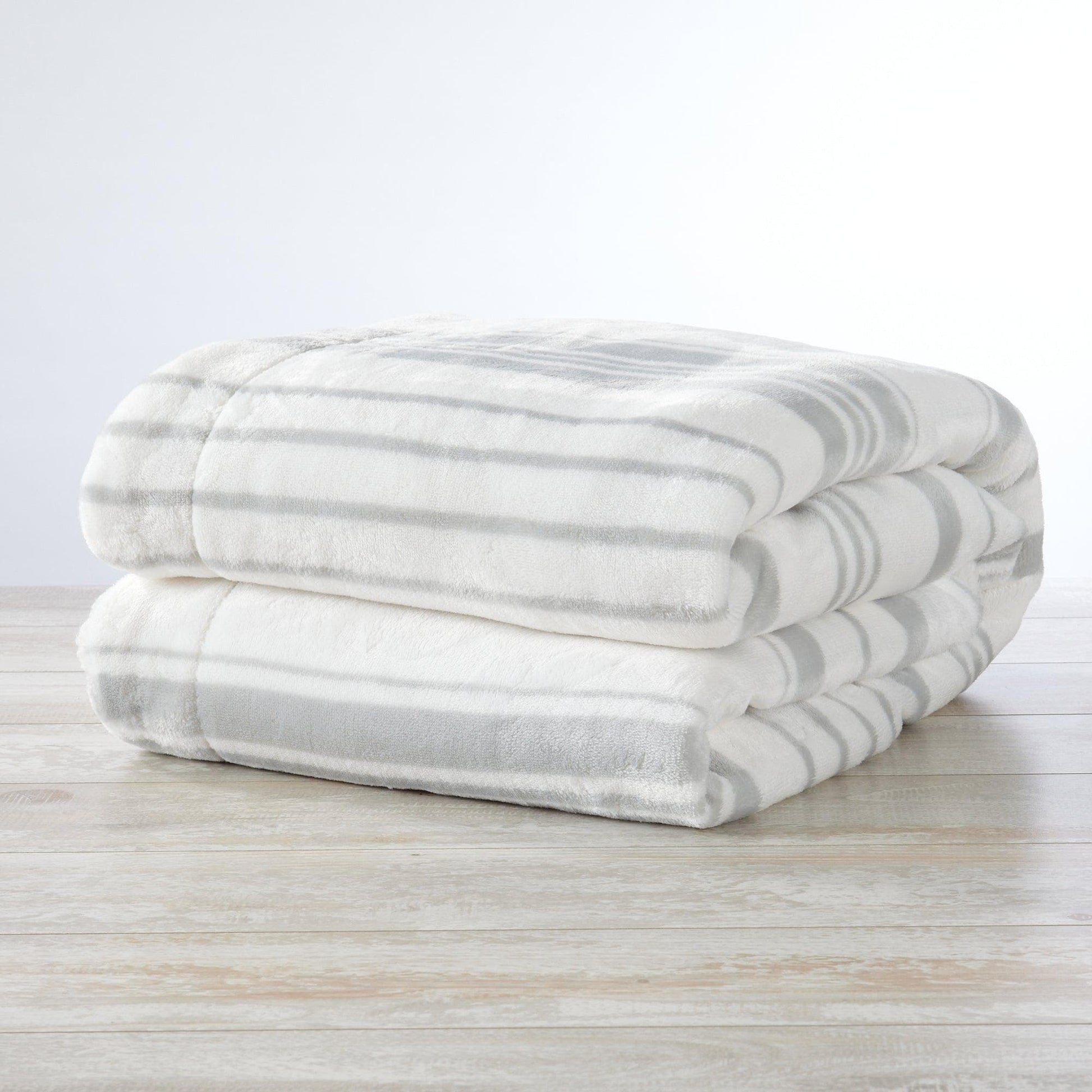 Velvet Plush Sherpa Luxury Bed Blanket - Kinsley Collection - -