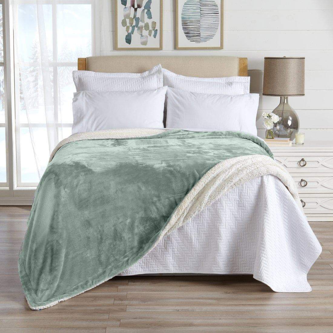 Velvet Plush Sherpa Luxury Bed Blanket - Kinsley Collection - Aqua Foam -