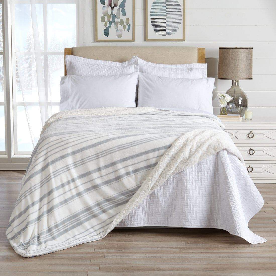 Velvet Plush Sherpa Luxury Bed Blanket - Kinsley Collection - -