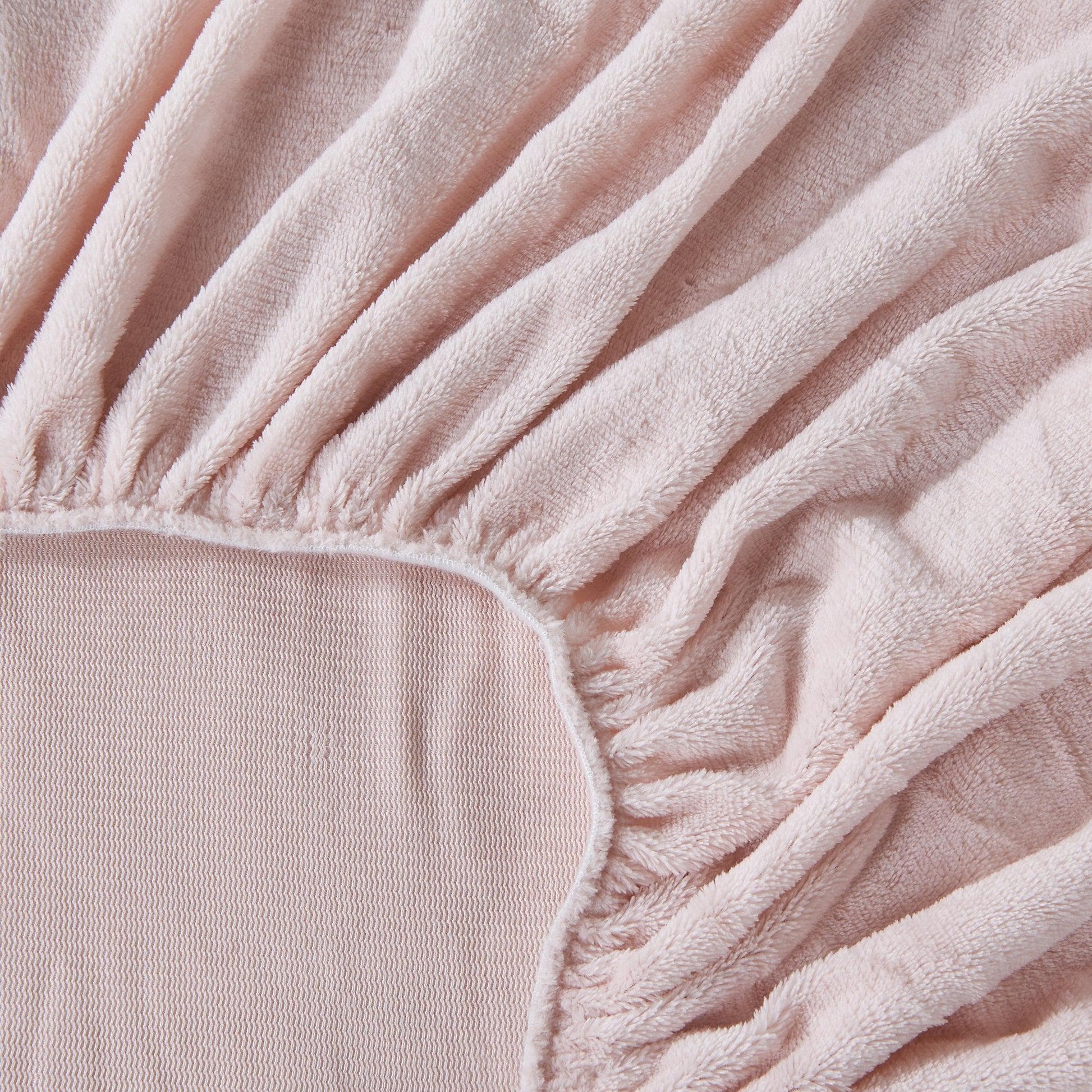 Solid Plush Fitted Sheet - Velvet Luxe Collection - - Bed Sheets