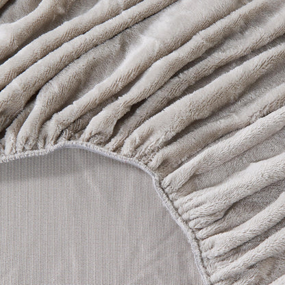 Solid Plush Fitted Sheet - Velvet Luxe Collection - - Bed Sheets