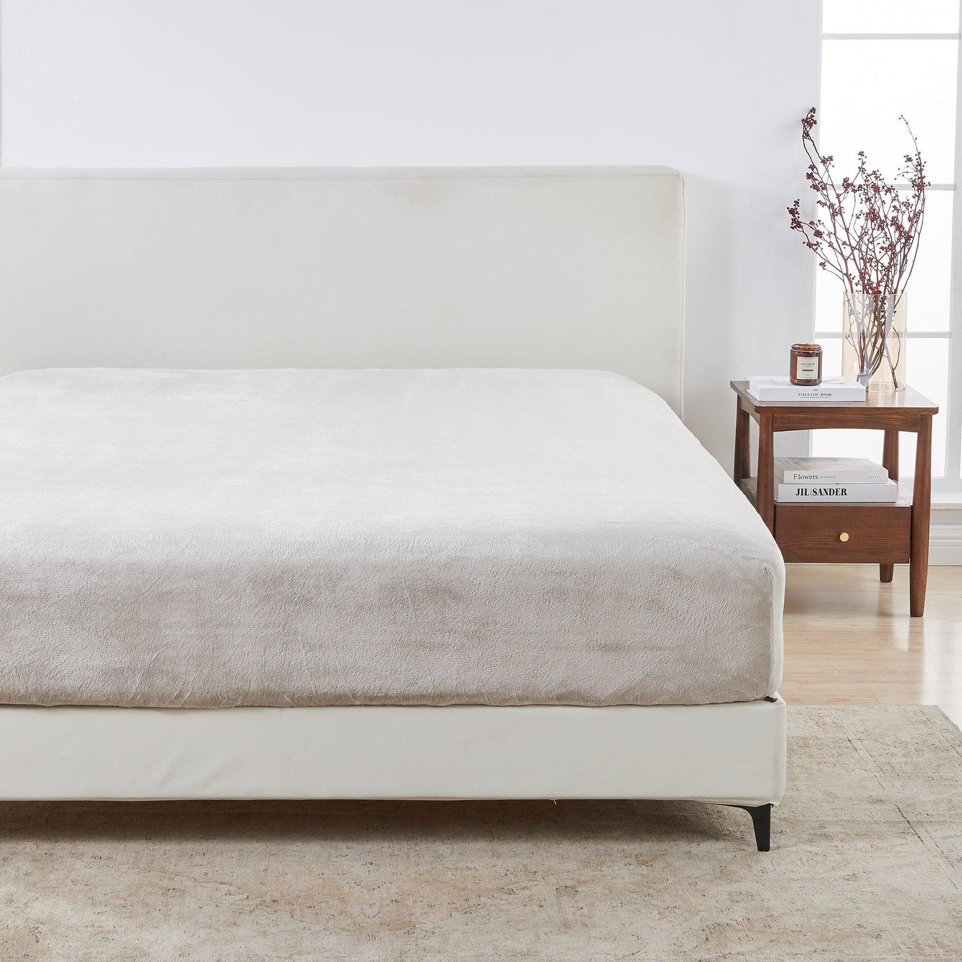 Solid Plush Fitted Sheet - Velvet Luxe Collection - Cappuccino - Bed Sheets