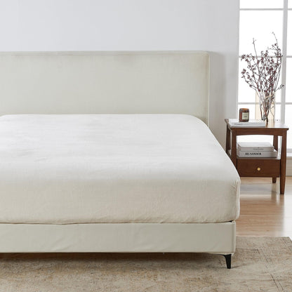 Solid Plush Fitted Sheet - Velvet Luxe Collection - Off White - Bed Sheets