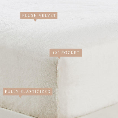 Solid Plush Fitted Sheet - Velvet Luxe Collection - - Bed Sheets