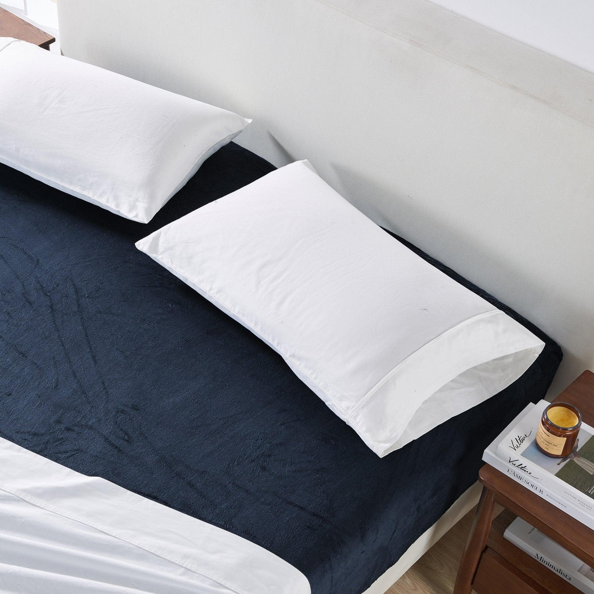 Solid Plush Fitted Sheet - Velvet Luxe Collection - - Bed Sheets