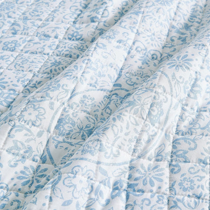 Floral Medallion Printed Microfiber Quilt Set - Kaleigh Collection - - Quilts & Comforters