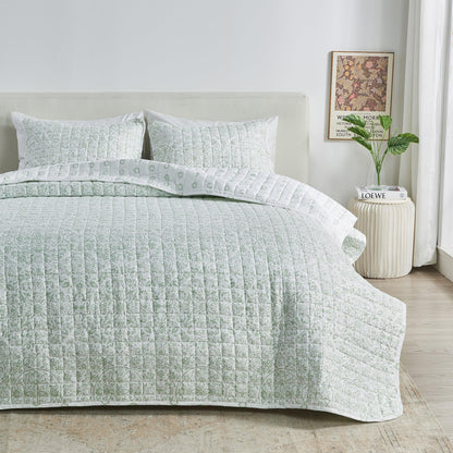 Floral Medallion Printed Microfiber Quilt Set - Kaleigh Collection - Eucalyptus Floral - Quilts & Comforters