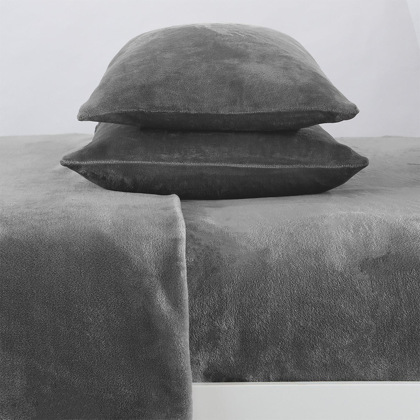Solid Plush Sheet - Velvet Luxe Collection - Dark Grey - Sheets
