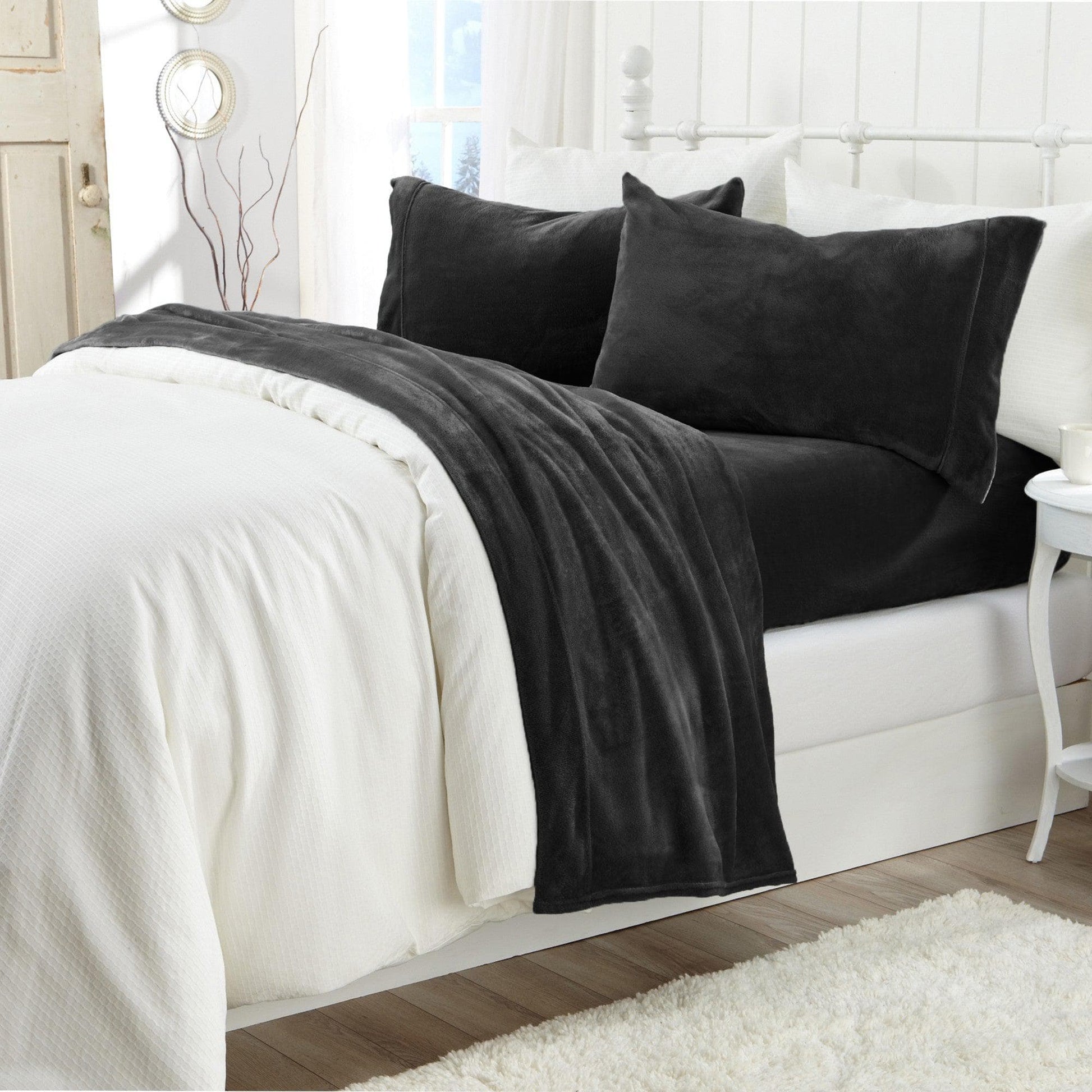 Solid Plush Sheet - Velvet Luxe Collection - - Sheets