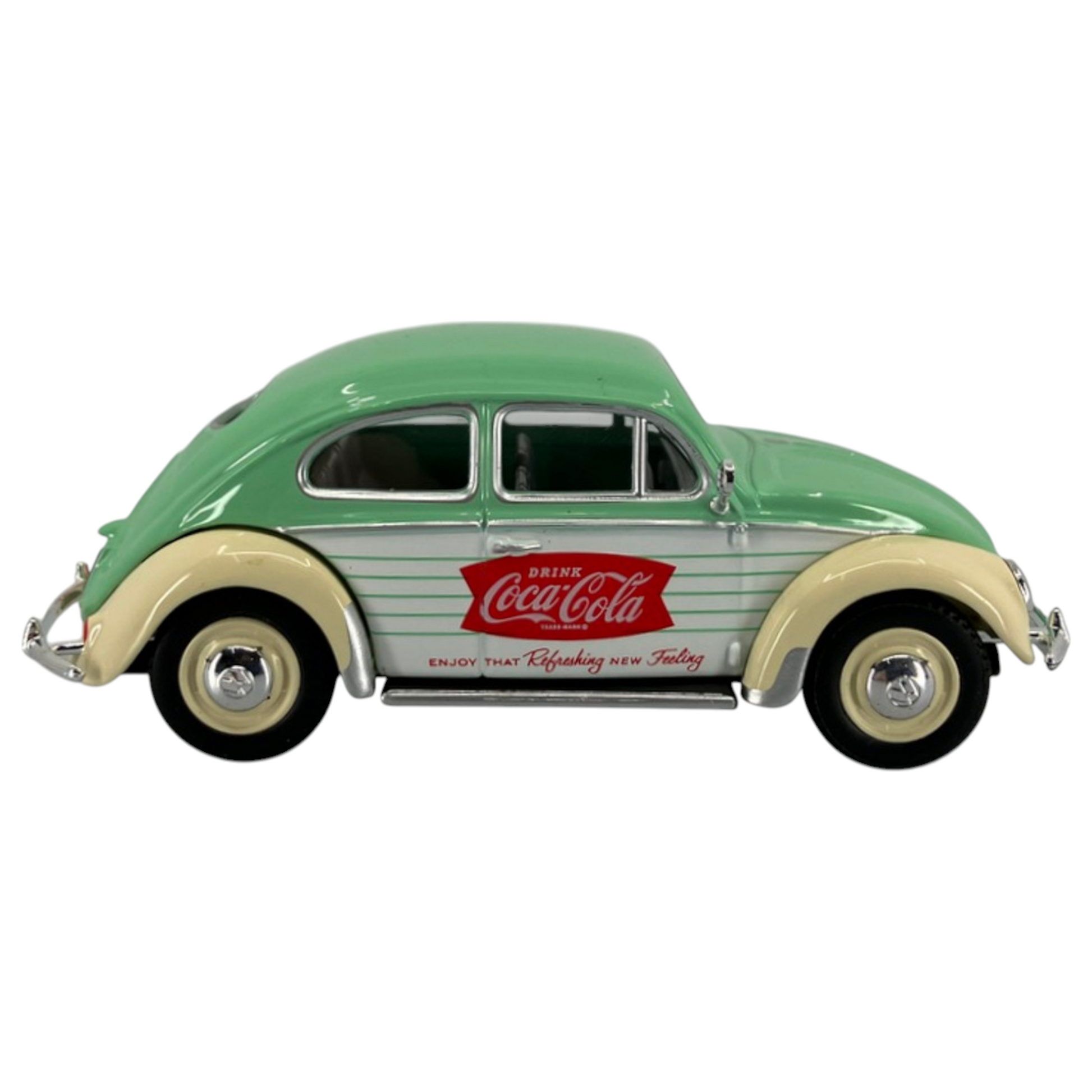 Volkswagen Beetle 1:43 Coca-Cola Retro Edition - - Christmas >> Villages >> Accessories