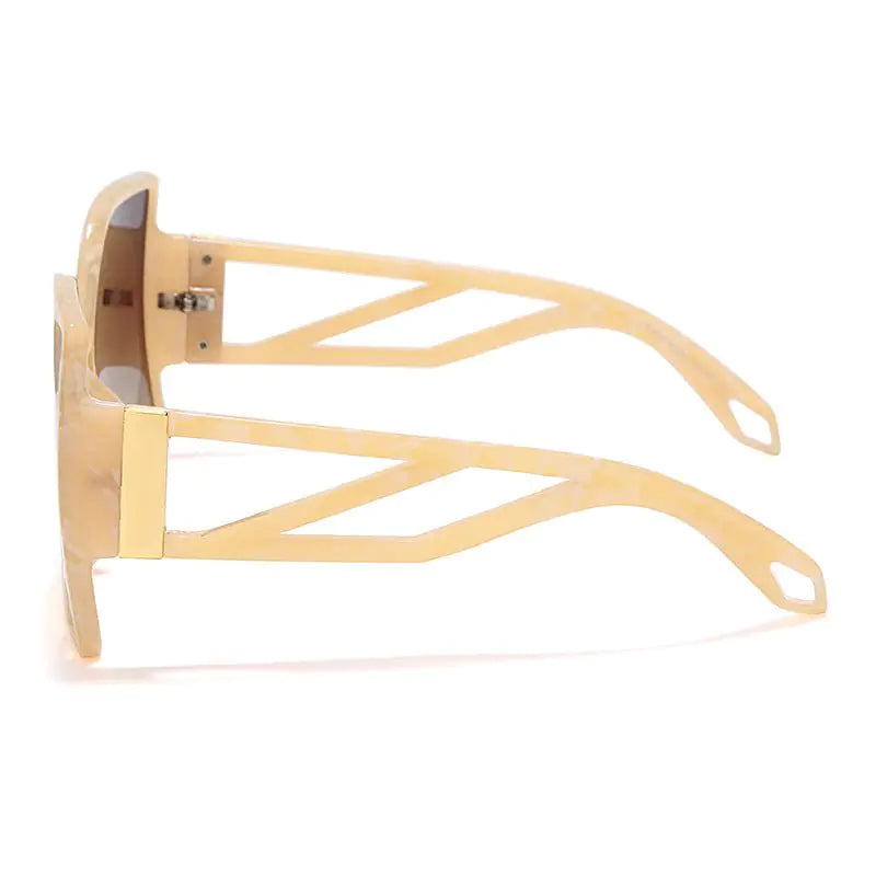 Avant-Garde Cat Eye Sunglasses - Kia Day Design