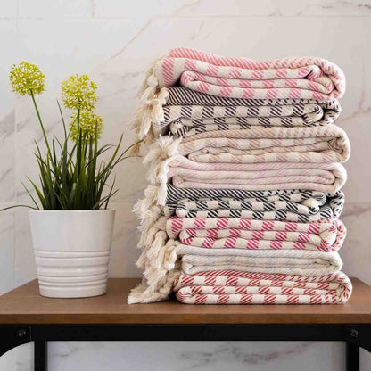 Bora Peshtemal - - Towels