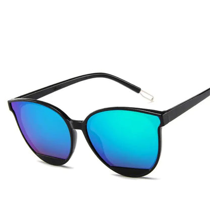 Vintage Brand Sunglasses with UV400 Black Green one