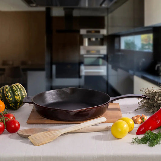 LAVA Premium Cast Iron Skillet - Kia Day Design