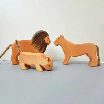 Wooden Animal Figures Elephant Lion Giraffe - Kia Day Design