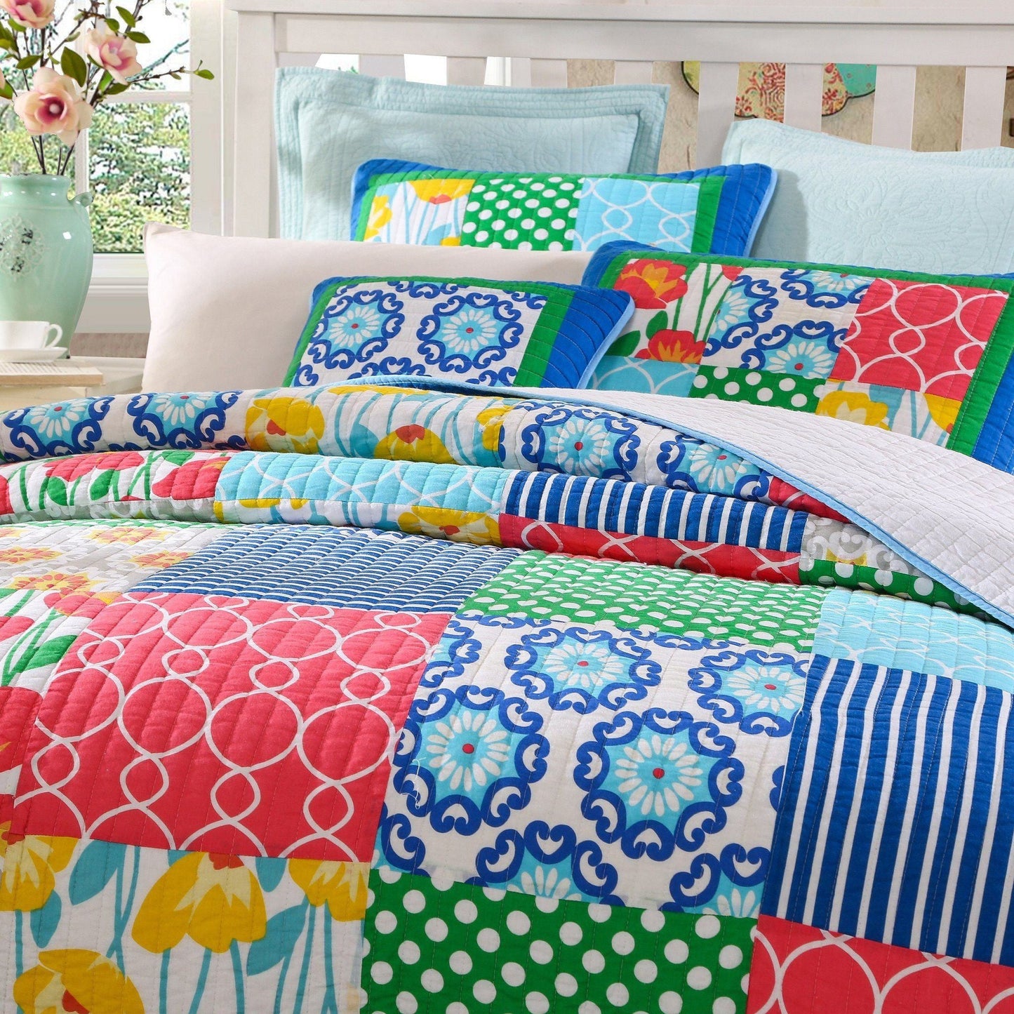Tache Cotton Dreamy Meadow Patchwork Floral Quilt Set (JHW-568) - - Quilt / Bedspread