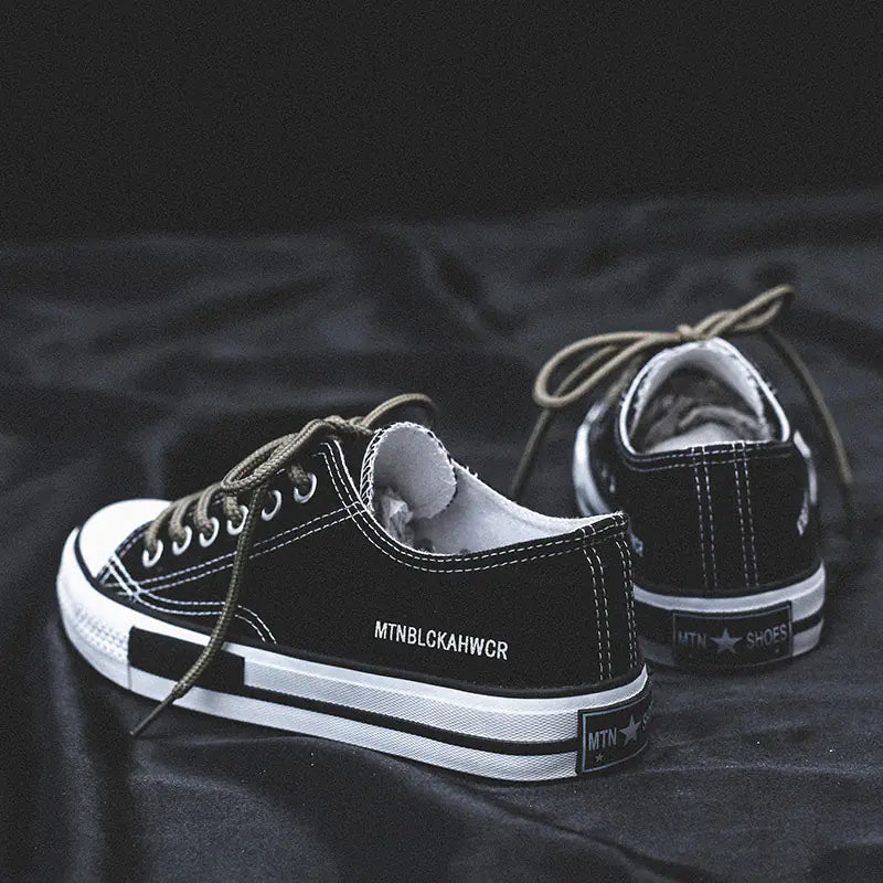 Low-Top Canvas Sneakers - Kia Day Design