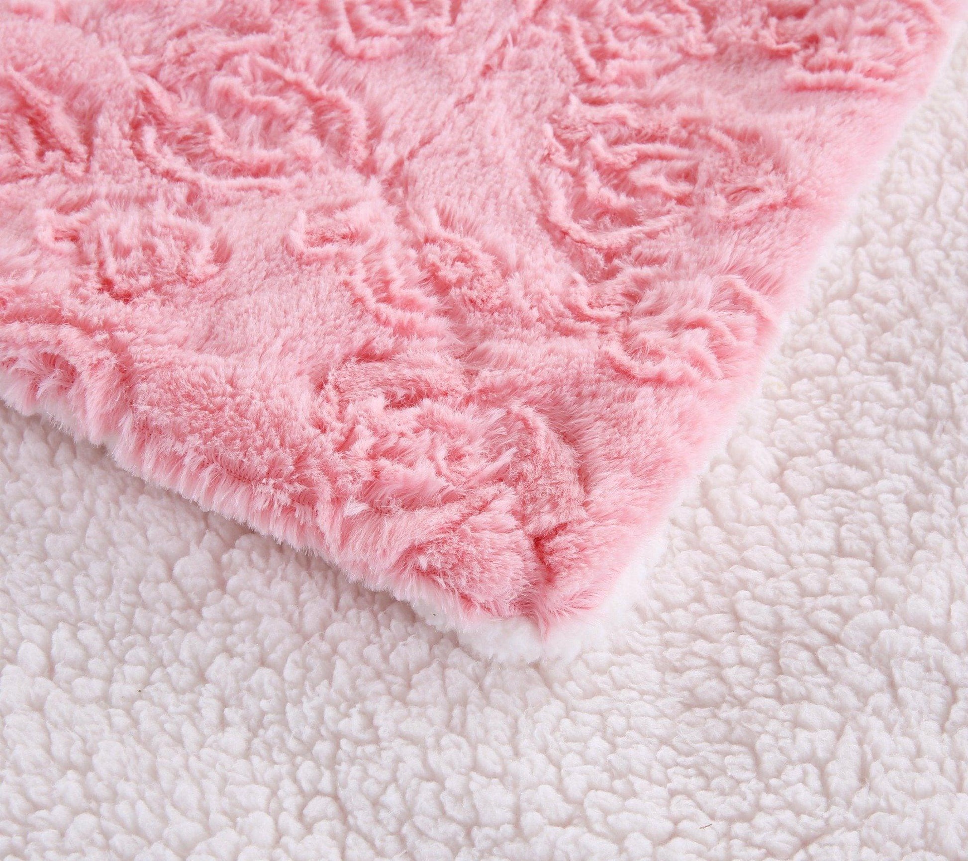 DaDa Bedding Luxury Blossom Pink Rose Buds Pink Sherpa Backside Faux Fur Throw Blanket (BL-171752) - - Throw Blankets
