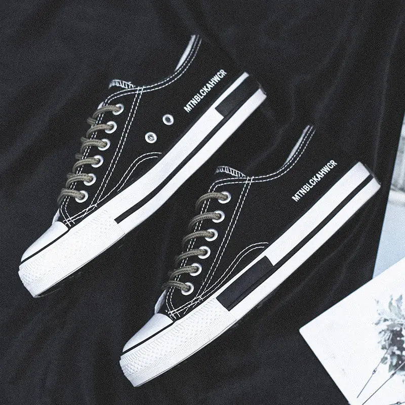 Low-Top Canvas Sneakers - Kia Day Design