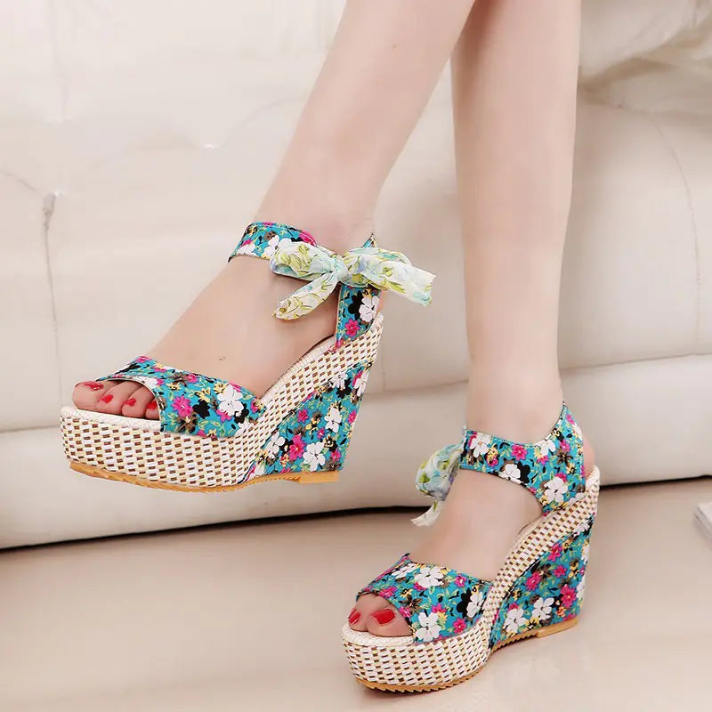 Floral Bow Wedge Heels - - wedge heels