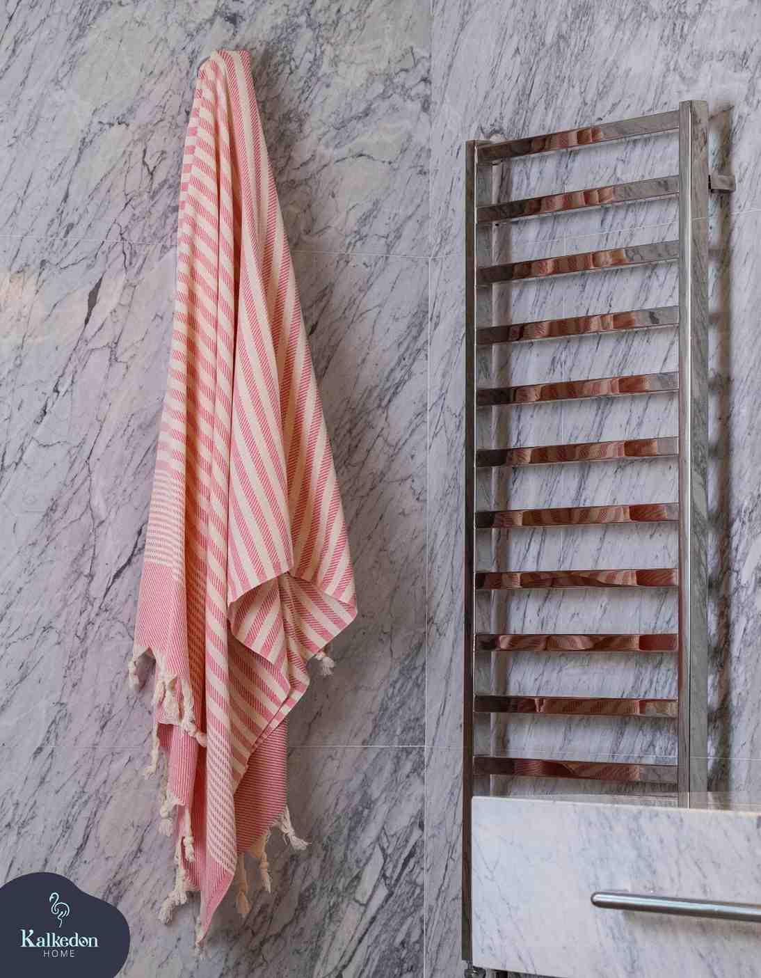 Bora Peshtemal - - Towels