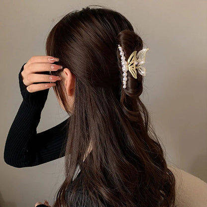 Crystal Pearl Clip Claw - Kia Day Design